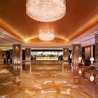 多功能厅里面的酒店工程灯具具备什么条件